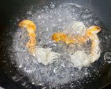 รูปขั้นตอนการทำที่ 4 ของ เกี๊ยวกุ้งดอกขจรหมูสับ-กรรเชียงปู