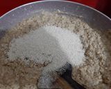 A picture of step 2 of Healthy Gud Papdi.
