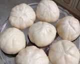 Hình bước làm 4 của món Bánh bao bóng bẩy nhân đậu xanh