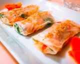Foto del paso 6 de la receta: Obleas de arroz rellenas de atún, berberechos, verduras y mayonesa de piparras