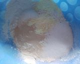 A picture of step 2 of Ring doughnut.