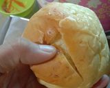 Foto langkah ke 8 dari resep Korean Garlic Cheese Bread.