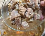 Foto langkah ke 3 dari resep Sayur sop kuah daging.