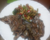 Foto del paso 2 de la receta: Hígado al ajillo a la plancha con salteado de verduras