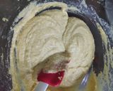 A picture of step 9 of Semolina mango kiwi cake.
