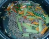 Foto del paso 4 de la receta: Hilachas a La Jardinera