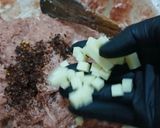 Foto langkah ke 3 dari resep Sosis Spicy Mozarella (Paha, dada, kulit, dan lemak ayam masuk semua).