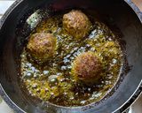 A picture of step 6 of Gola Kabab.