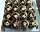 Foto langkah ke 6 dari resep Chocolate Custard Muffin.
