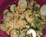 Foto langkah ke 1 dari resep Oyong Jagung Bumbu Merah.