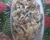 A picture of step 4 of Russian salad.