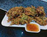 A picture of step 3 of Crispy noodles pakora.