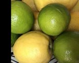 Une image de l'étape 1 de Gâteau moelleux ala banane et citron vert.
