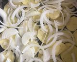 Foto del paso 5 de la receta: Bifes a la criolla 🥩🥕🧅🥔