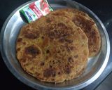 पटेटो टमैटो थेपला (Potato tomato thepla recipe in Hindi) रेसिपी चरण 4 फोटो