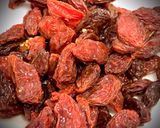 Hình bước làm 2 của món Đuôi Heo Hầm Táo Đỏ Bắp Mỹ Kỷ Tử