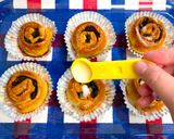 A picture of step 19 of Cinnamon & Raisins Roll.