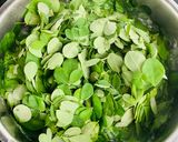 Hình bước làm 2 của món Canh Rau Chùm Ngây Nấu Tôm