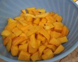 A picture of step 2 of Mango mousse 🥭.