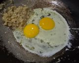 Foto langkah ke 3 dari resep Nasi Goreng Cabai Ijo Ikan Asin.