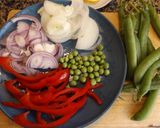 Foto del paso 1 de la receta Salteado de brécol y verduras al wok