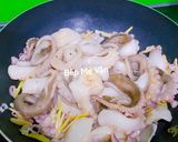 Hình bước làm 2 của món Bạch tuộc xào hành tây