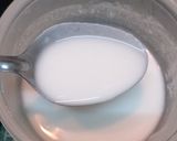 A picture of step 2 of Mango Nuts Phirni.