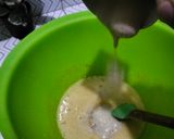 Foto langkah ke 5 dari resep Bika Ambon Bunga Telang.