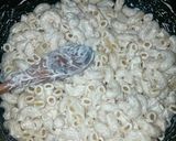 Foto del paso 3 de la receta: Fideos gratinados al horno con longanizas al orégano