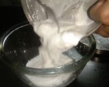 A picture of step 1 of Homemade Fresh Cream.