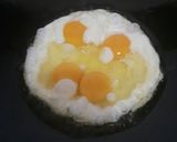 Foto langkah ke 3 dari resep Telur mata sapi kecap.