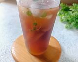 Foto langkah ke 7 dari resep Spiced Honey Pear Tea.