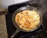 Foto del paso 2 de la receta: Cebolla caramelizada sin freír 👌