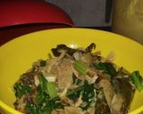 Foto langkah ke 3 dari resep Oseng tongkol bakso cesim.