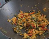 Foto langkah ke 6 dari resep Nasi bakar ayam kemangi.