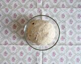 Foto del passaggio 1 della ricetta Briochine con pomodorini secchi e mousse di crescenza al coriandolo