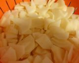 Foto del paso 2 de la receta: Tortilla de patatas con cebolla y pimiento verde