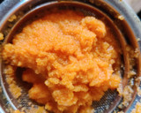 கேரட் இஞ்சி சாறு (Carrot inji saaru Recipe in Tamil) ரெசிபி ஸ்டேப் 3 புகைப்படம்