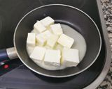 Foto del paso 1 de la receta: Medallons de rap amb salsa holandesa de'ametlles