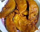 A picture of step 5 of Baingan pakorhay.