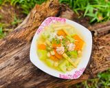 Hình bước làm 5 của món Canh tôm tươi hạt sen bắp non carrot bí đao