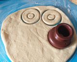 A picture of step 5 of Baked doughnuts.