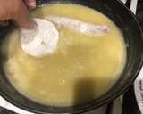 Foto del paso 7 de la receta: Rape y merluza en salsa de ajo y vino blanco