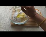 चीजी पैन पिज़्ज़ा (Cheesy pan pizza recipe in Hindi) रेसिपी चरण 2 फोटो