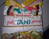 Foto langkah ke 1 dari resep Tekwan Patin Bihun Instan rasa soto.