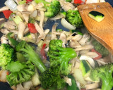 Foto del paso 4 de la receta: 229. Udon con verduras y tofu (principal pasta)