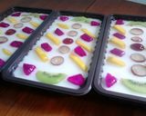 Foto langkah ke 8 dari resep Puding sutera buah sederhana.