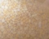 A picture of step 1 of Chane ki daal ke pakory.