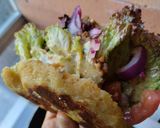 Foto del paso 13 de la receta: Arepa🫓 rellena de berenjena🍆 ahumada, vegetales🧅🍅🥙 y aderezo🤔