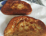 Foto del paso 4 de la receta: Torrijas de pan de cereales elaboradas con leche de coco